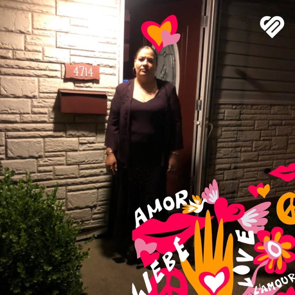 Meet your Posher, Claudia